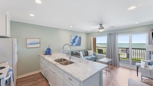 Galveston 1-story, 1-bed 9520 Seawall Boulevard 306-idx