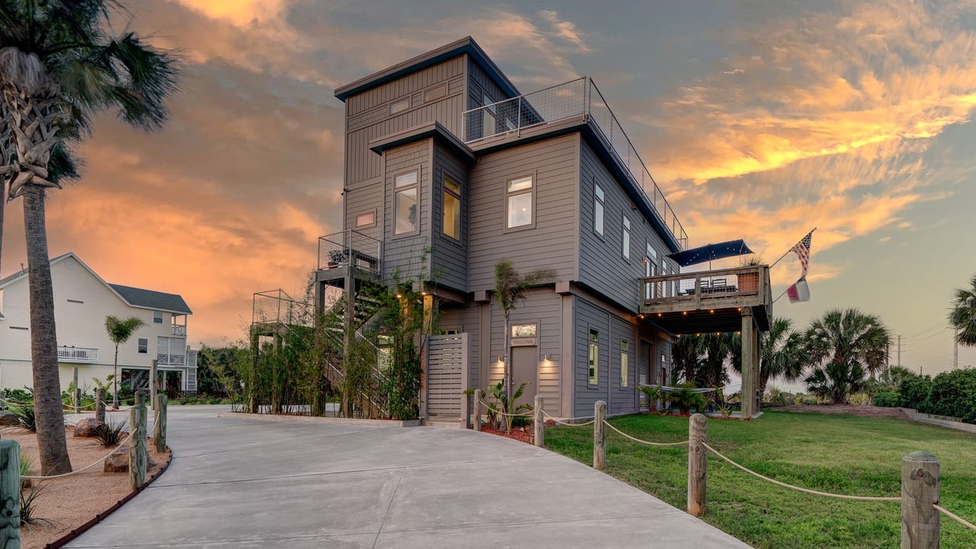 Galveston 2-story, 4-bed 3663 Foremast Drive-idx