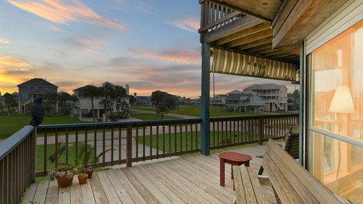 Galveston 2-story, 3-bed 4216 Spoonbill Lane-idx