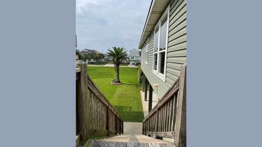 Galveston 1-story, 3-bed 13917 Pirates Beach Boulevard-idx