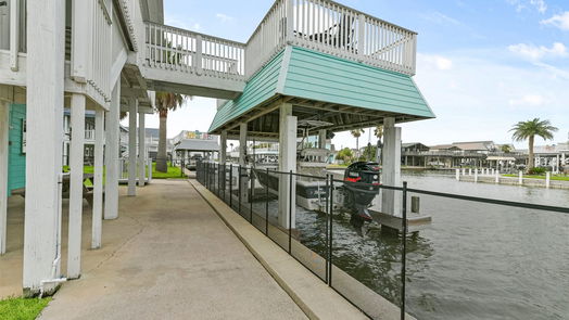 Galveston 1-story, 3-bed 3811 Nueces Drive-idx