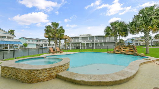 Galveston 1-story, 3-bed 3811 Nueces Drive-idx