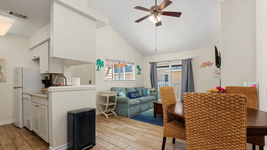 Galveston 1-story, 1-bed 3506 Cove View Boulevard 210-idx