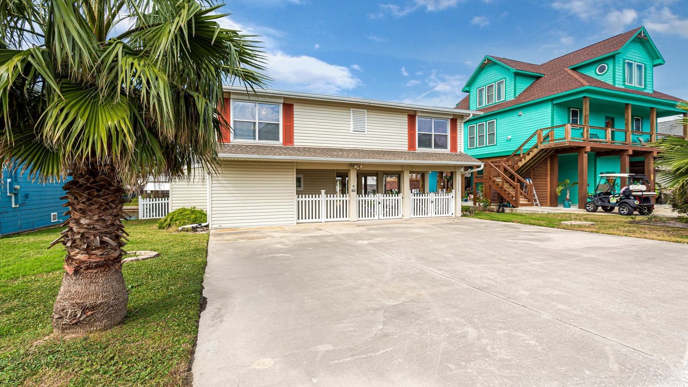 Galveston 2-story, 3-bed 12828 E Madrid-idx