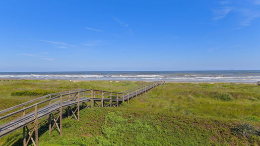 Galveston 2-story, 4-bed 21011 W Sand Hill Drive-idx