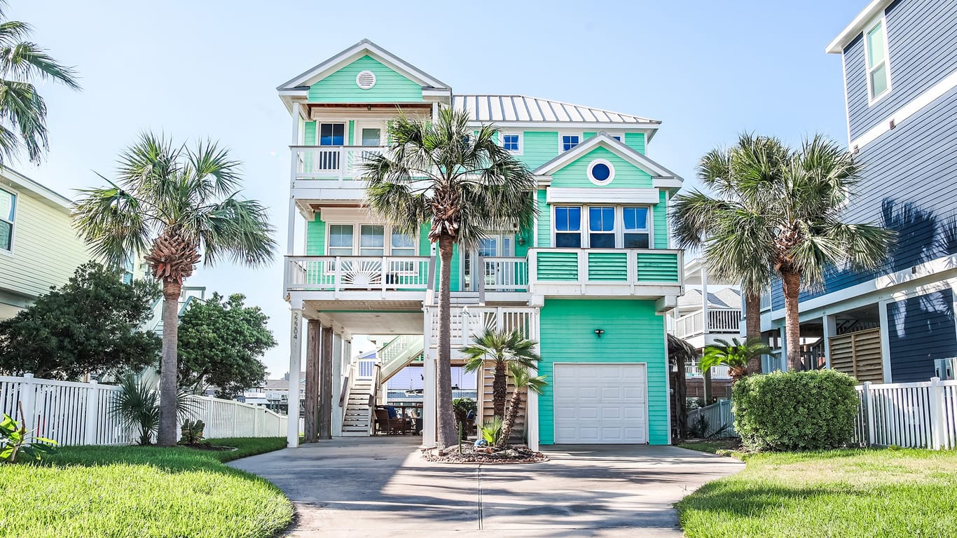 Galveston 2-story, 3-bed 22204 CANTINA Drive-idx