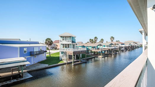 Galveston 2-story, 3-bed 22204 CANTINA Drive-idx