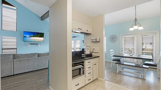 Galveston 1-story, 3-bed 1114 Tiki Drive-idx