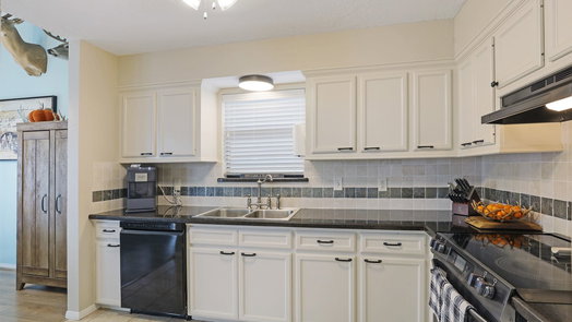 Galveston 1-story, 3-bed 1114 Tiki Drive-idx