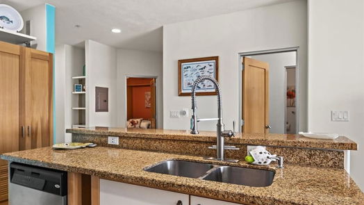 Galveston null-story, 3-bed 9420 Seawall Boulevard 601-idx