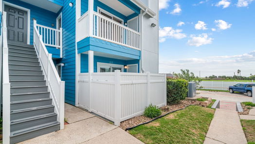 Galveston 2-story, 2-bed 3506 Cove View Boulevard 216-idx