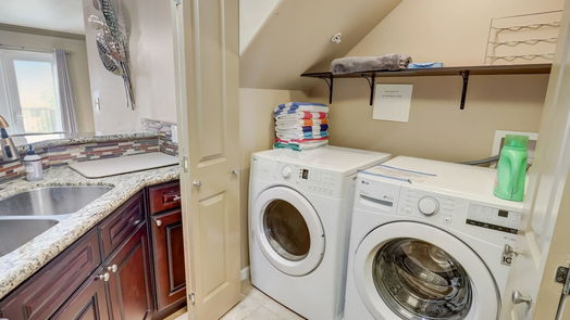 Galveston 2-story, 2-bed 9520 Seawall Boulevard 351-idx