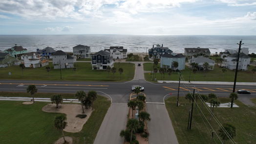 Galveston 2-story, 3-bed 18103 Shaman Drive-idx