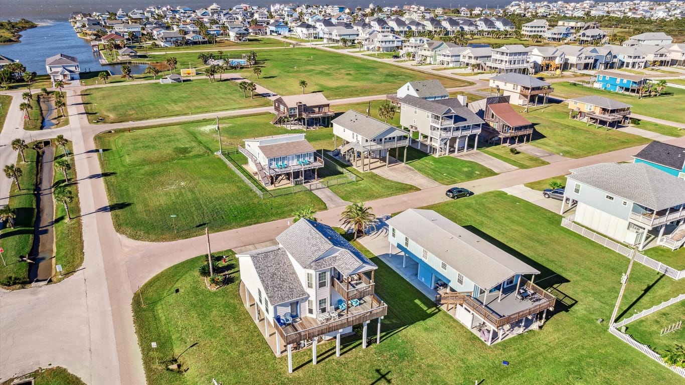 Galveston 2-story, 3-bed 23013 Camino Street-idx