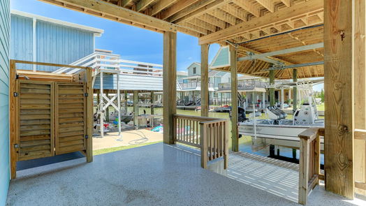 Tiki Island 1-story, 4-bed 302 Neptune Circle-idx