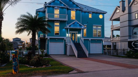 Tiki Island 2-story, 4-bed 211 Bamaku Bend-idx