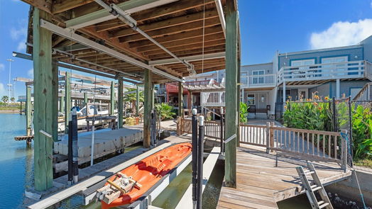 Tiki Island 1-story, 2-bed 45 Harbor Circle-idx