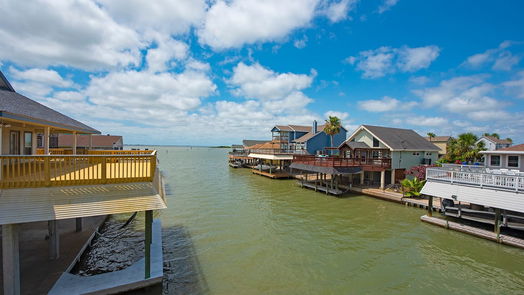 Tiki Island 2-story, 4-bed 1330 Oahu Drive-idx