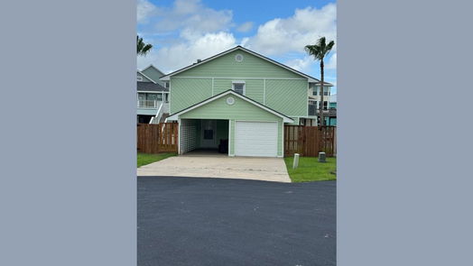 Tiki Island 2-story, 3-bed 1303 Coral Way-idx