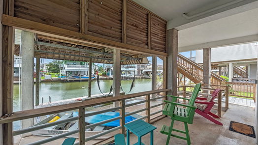 Tiki Island 1-story, 3-bed 538 Sunset Circle-idx