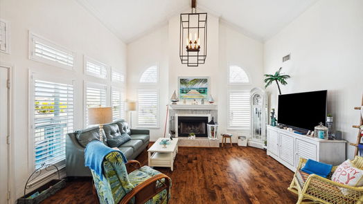 Tiki Island null-story, 3-bed 1610 Copra Street-idx