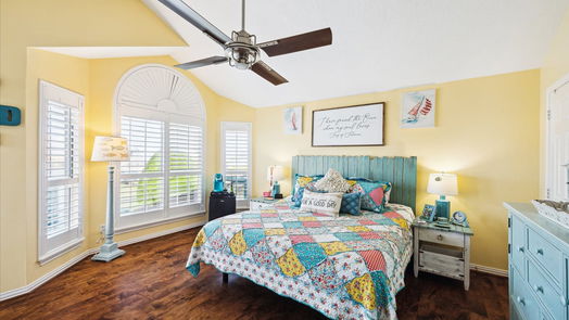 Tiki Island null-story, 3-bed 1610 Copra Street-idx