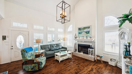 Tiki Island null-story, 3-bed 1610 Copra Street-idx