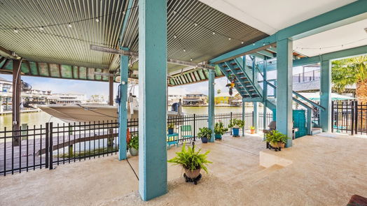 Tiki Island null-story, 3-bed 1610 Copra Street-idx