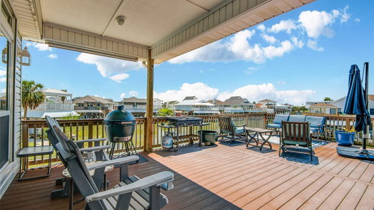 Tiki Island 3-story, 4-bed 1315 Wahini way Street-idx