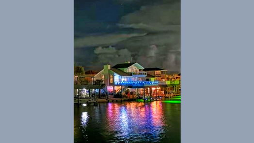 Tiki Island null-story, 3-bed 1610 Copra Street-idx