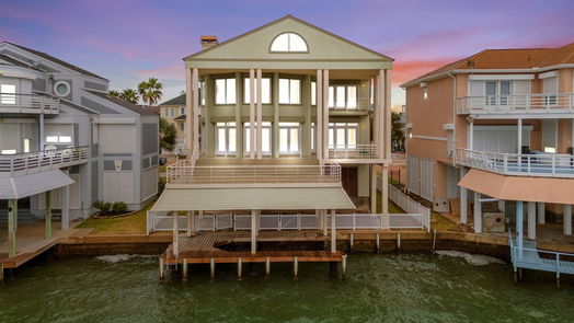 Tiki Island 2-story, 3-bed 919 Long Reach Drive-idx