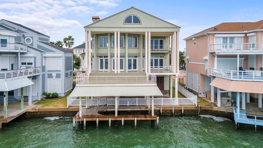 Tiki Island 2-story, 3-bed 919 Long Reach Drive-idx