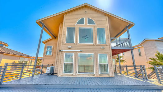 Tiki Island 2-story, 3-bed 407 Isles End Road-idx