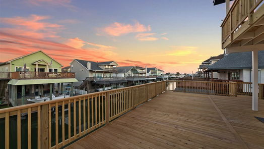 Tiki Island 2-story, 3-bed 510 Westerly Drive-idx