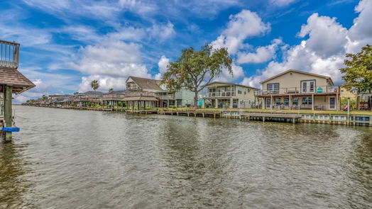 Bayou Vista 2-story, 3-bed 66 Tarpon Street-idx