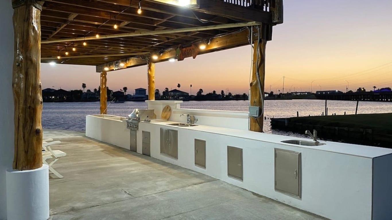 Hitchcock null-story, null-bed 000 Highland Dr Drive-idx