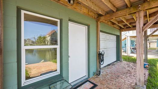 Hitchcock 1-story, 2-bed 40 Lakeside Drive-idx