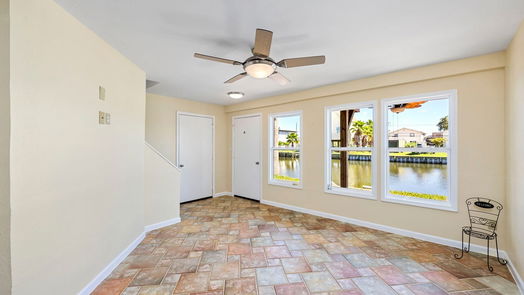 Hitchcock 1-story, 2-bed 40 Lakeside Drive-idx