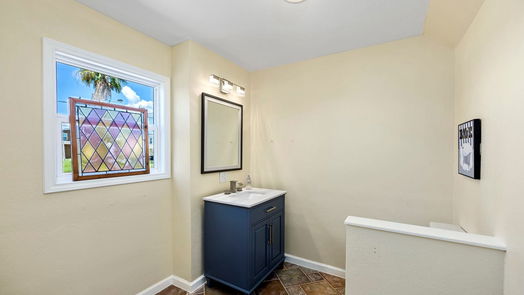 Hitchcock 1-story, 2-bed 40 Lakeside Drive-idx