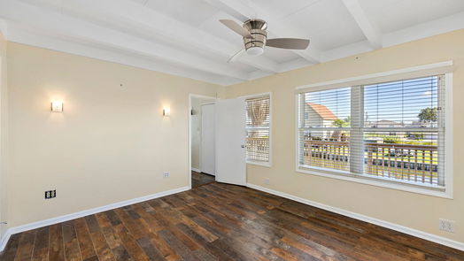 Hitchcock 1-story, 2-bed 40 Lakeside Drive-idx