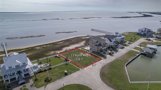 Hitchcock null-story, null-bed 13 Water Key-idx