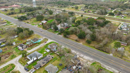 Hitchcock 1-story, 3-bed 6537 Highway 6-idx