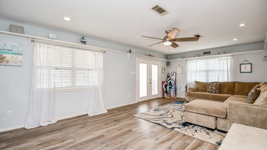 Hitchcock 1-story, 2-bed 833 Marlin Street-idx
