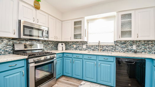 Hitchcock 1-story, 2-bed 833 Marlin Street-idx