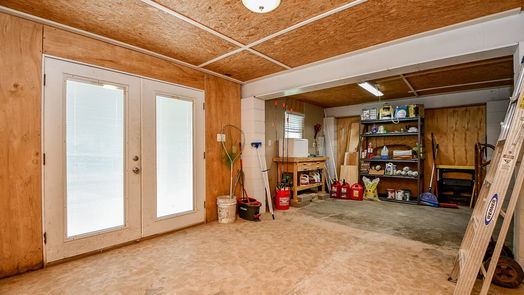 Hitchcock 1-story, 2-bed 833 Marlin Street-idx