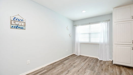 Hitchcock 1-story, 2-bed 833 Marlin Street-idx