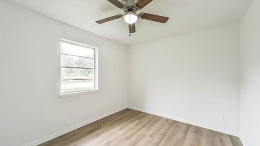 Hitchcock null-story, 3-bed 6402 N Ridgecrest Drive-idx