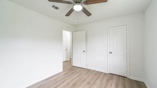 Hitchcock null-story, 3-bed 6402 N Ridgecrest Drive-idx