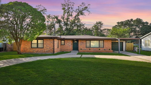 Hitchcock 1-story, 3-bed 6718 W Bayou Drive-idx