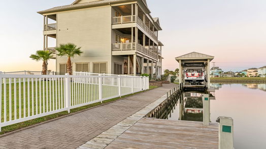Hitchcock 2-story, 5-bed 11 Shell Key-idx